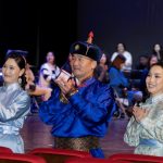 Уран бүтээлчдэд төрийн дээд одон, медаль гардууллаа